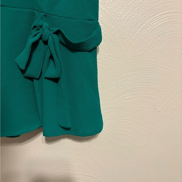 Monteau Emerald Ruffle Wrap Top - Picture 8 of 9